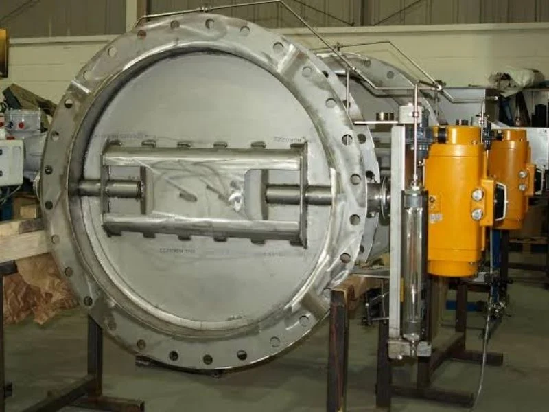 Butterfly damper sealing arrangements