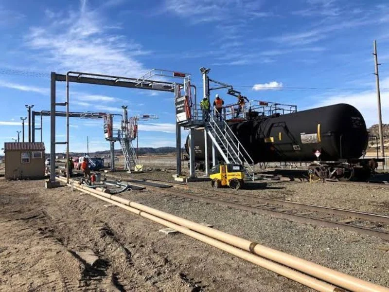 Flame arrestor at a loading terminal
