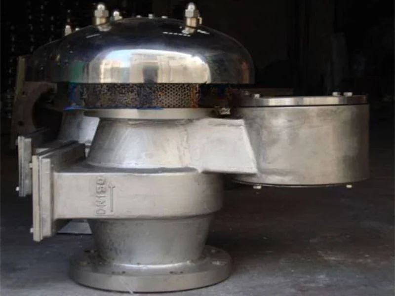 Flame arrestor with breather valve