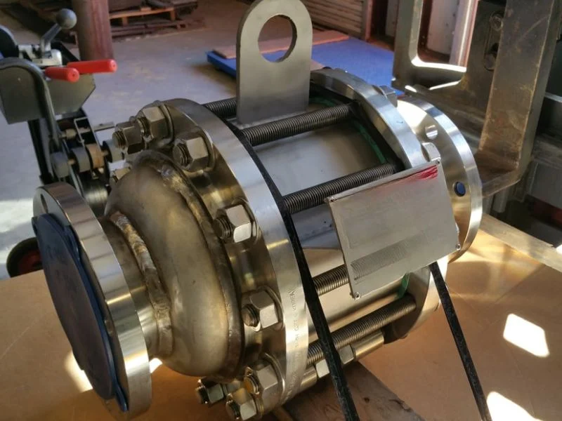 Inline deflagration flame arrestor