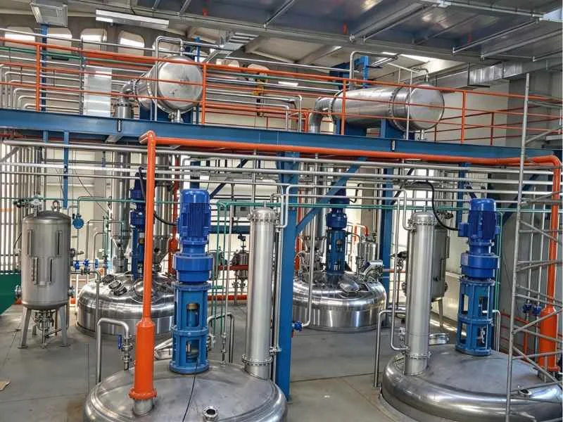 Abrasive slurry valve in chemical plant