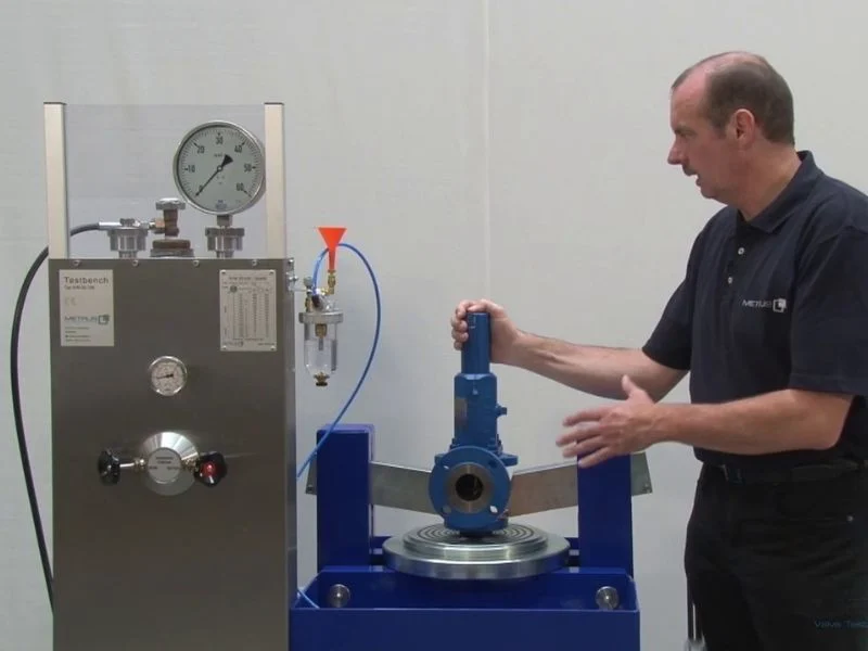 Breather valve set pressure test