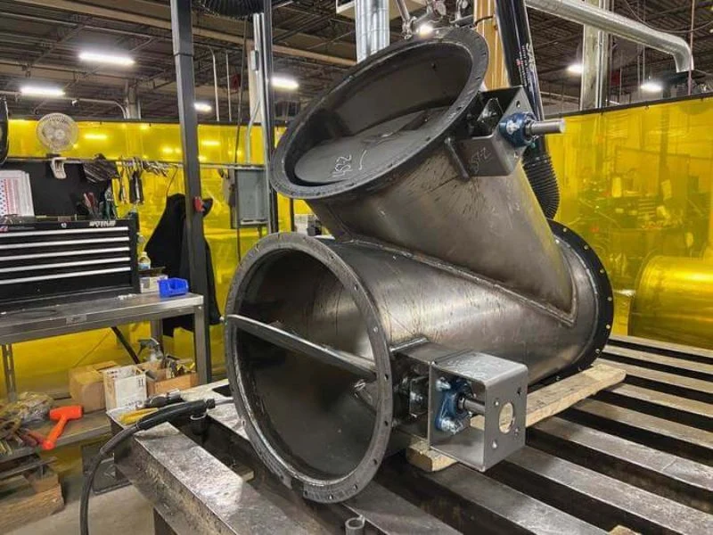 Diverter damper in power plant