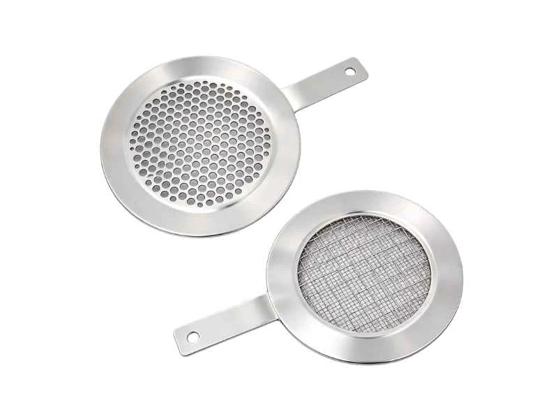 Flat plate temporary strainer