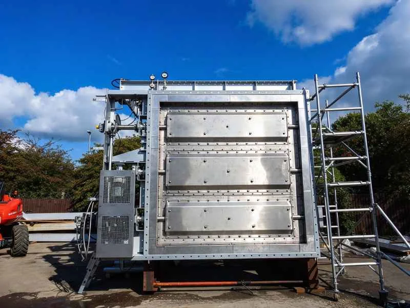 High-temperature industrial damper