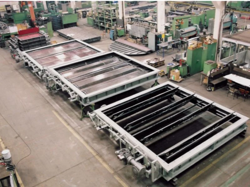 Opposed-blade louver damper