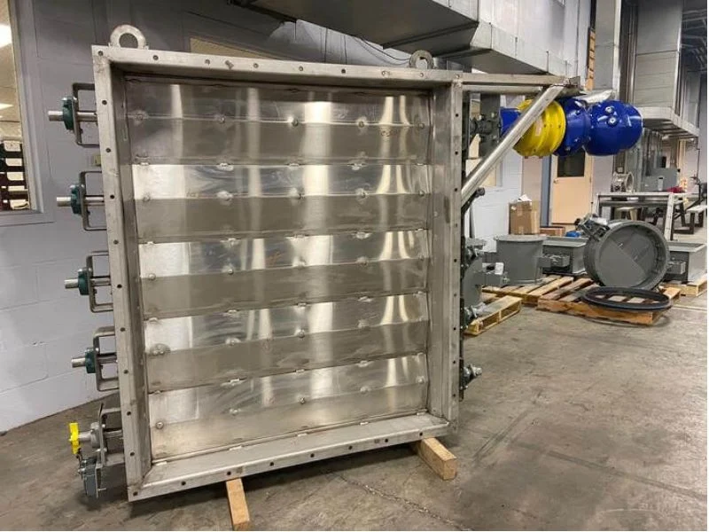 Parallel-blade louver damper
