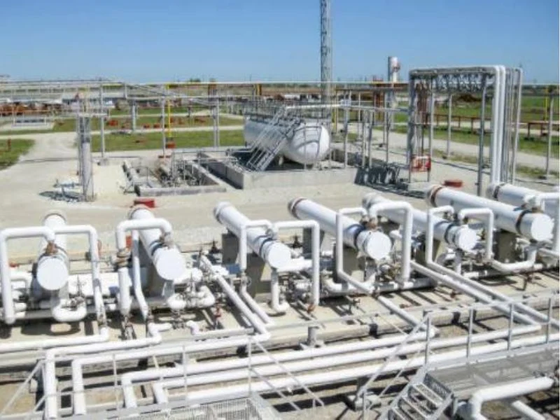 Refinery transfer pump system