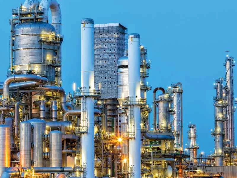 Lined valve in chemical processing