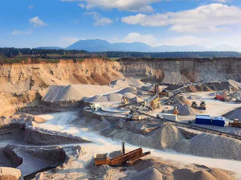 Specialty valve in mining slurry service